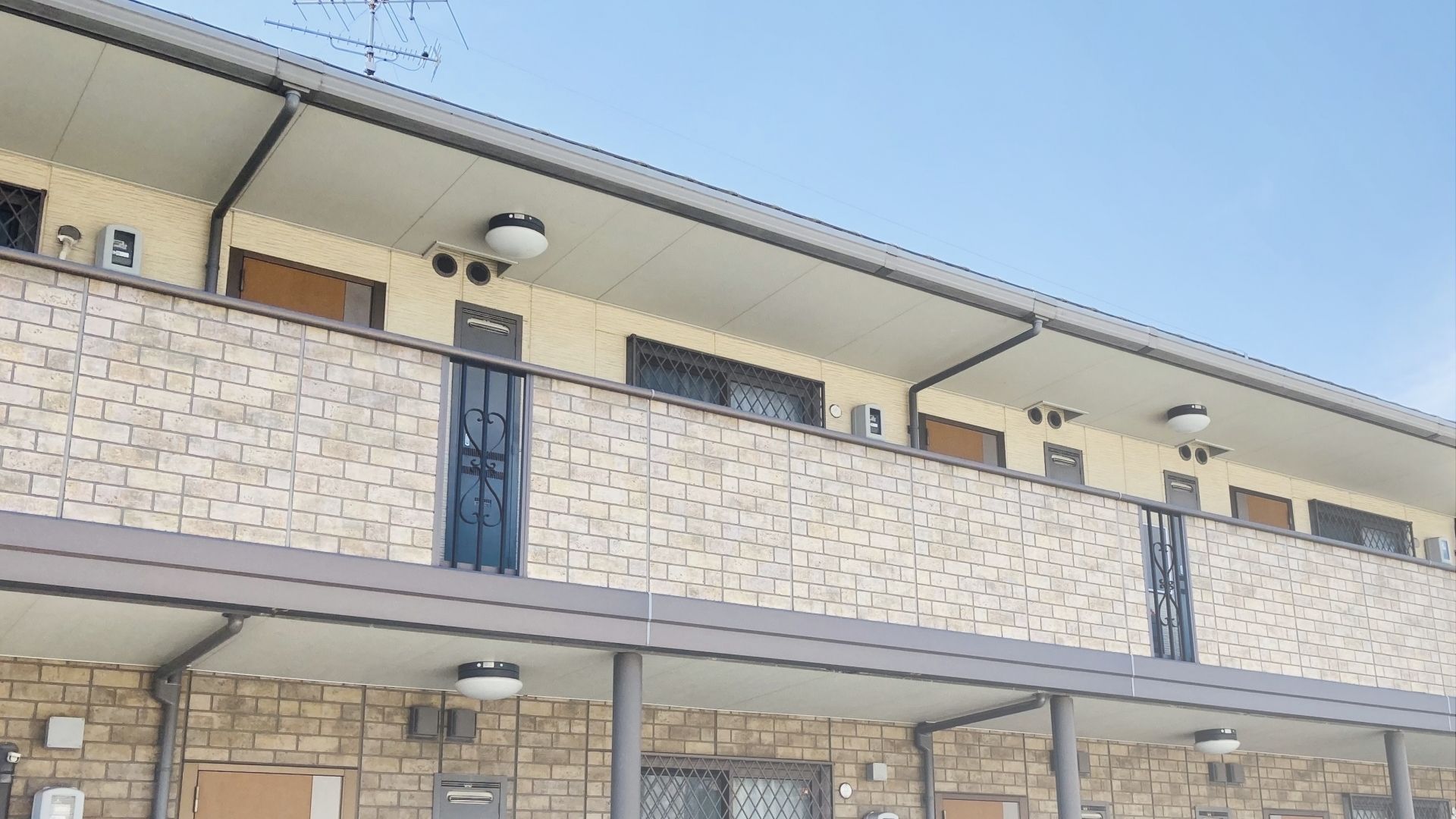 なぜアパートの外壁塗装、屋根修理が必要なのか？