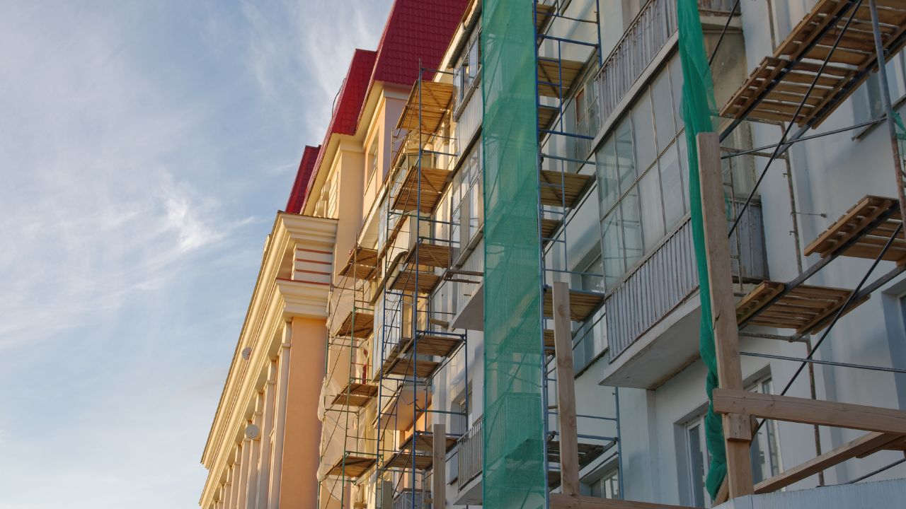 防水以外の修繕も対応できるか